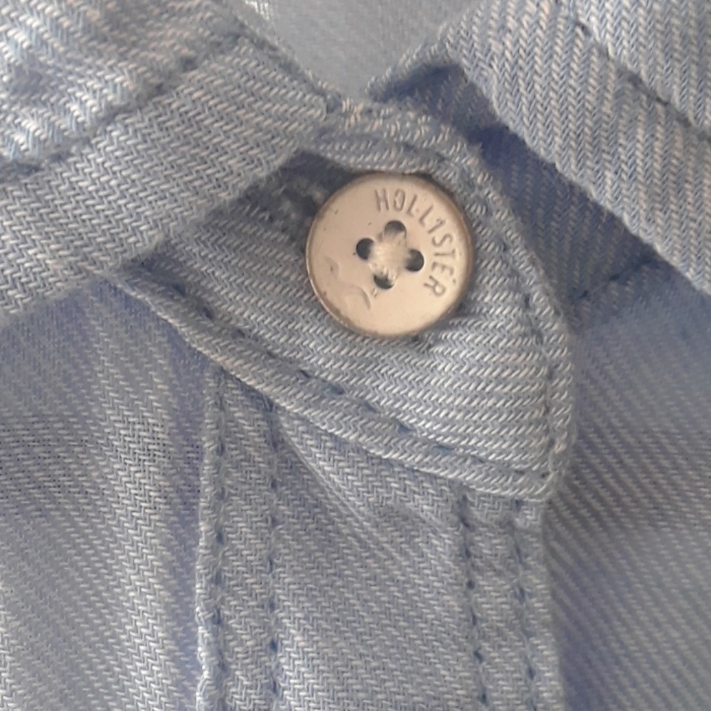 Buttoned up blouse - Picture 3 of 5